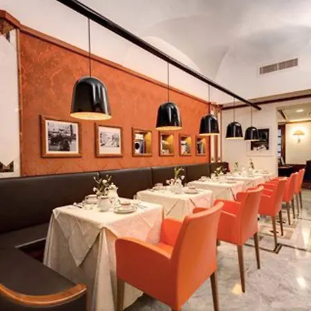 Del Senato Ξενοδοχείο 3*