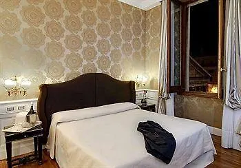Del Senato Rome