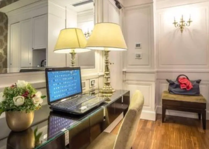 Del Senato Hotell 3*