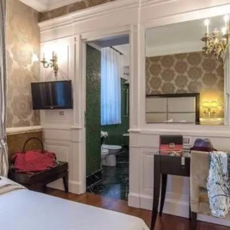 Hotel Del Senato Rome