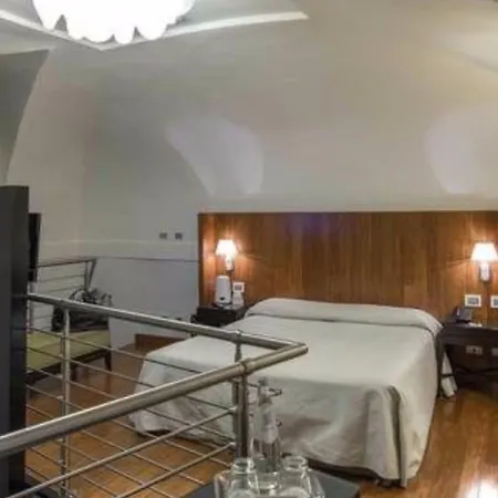Hotel Del Senato 3*
