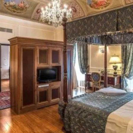 Del Senato Hotel