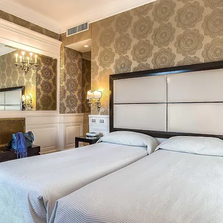 Hotel Del Senato Rome